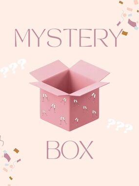 $60 WOMEN’S MYSTERY CLOTHING BOX! Size XXS. Please see listing for details!